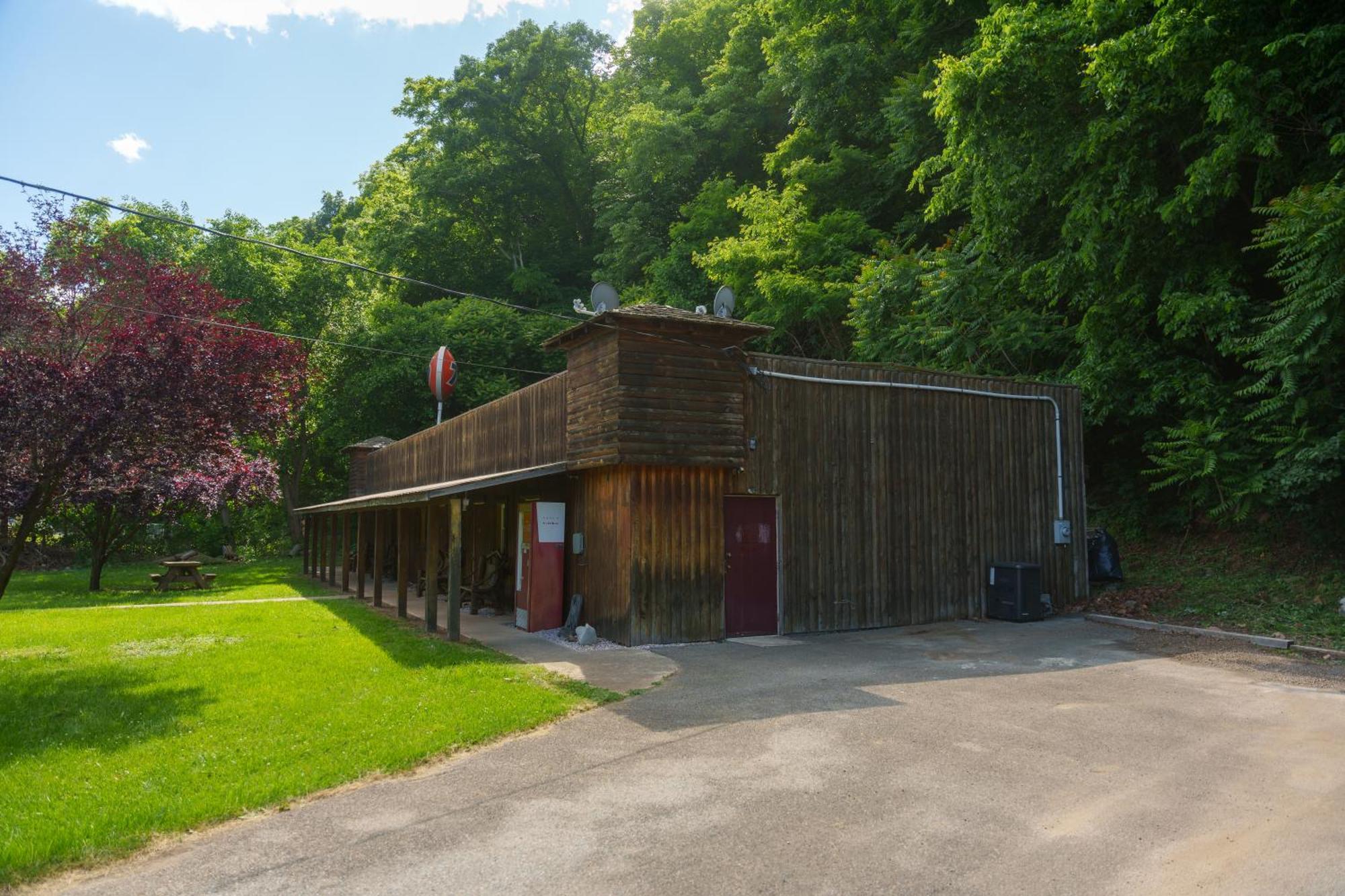Seneca Pines Lodge Seneca Rocks 외부 사진
