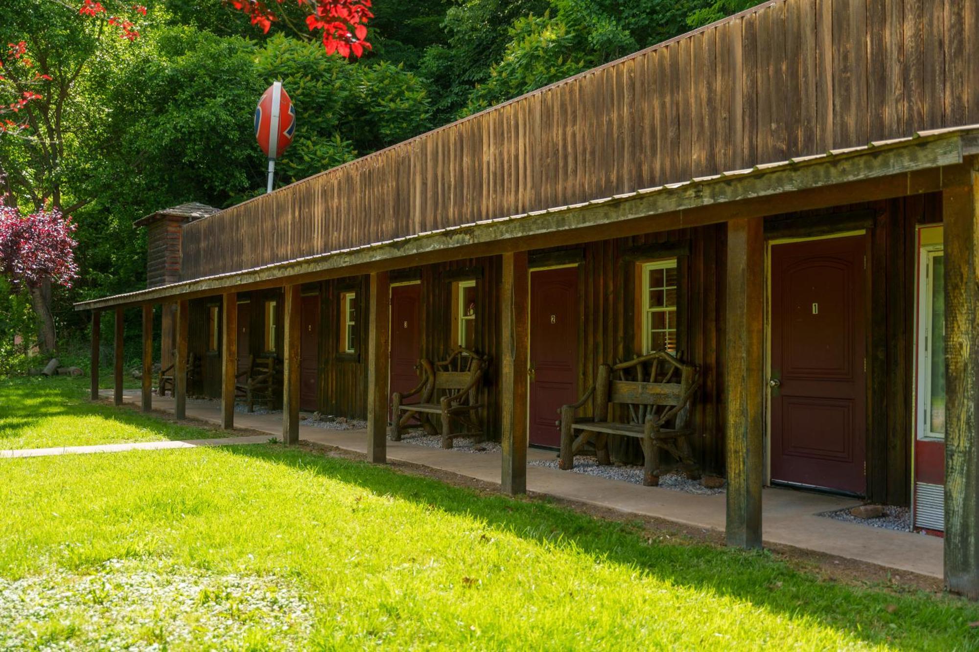Seneca Pines Lodge Seneca Rocks 외부 사진